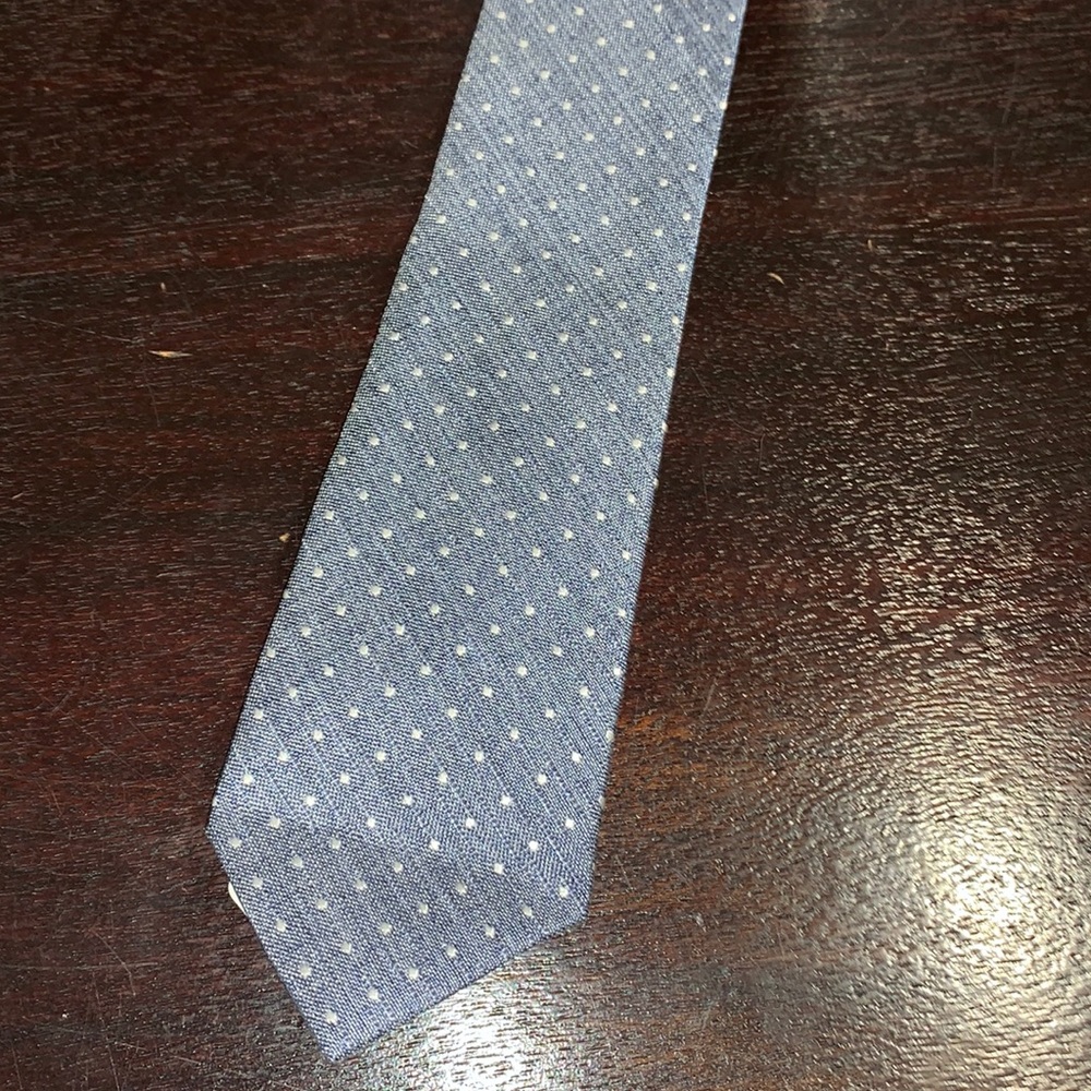 NWT Tommy Hilfiger silk linen blue tie